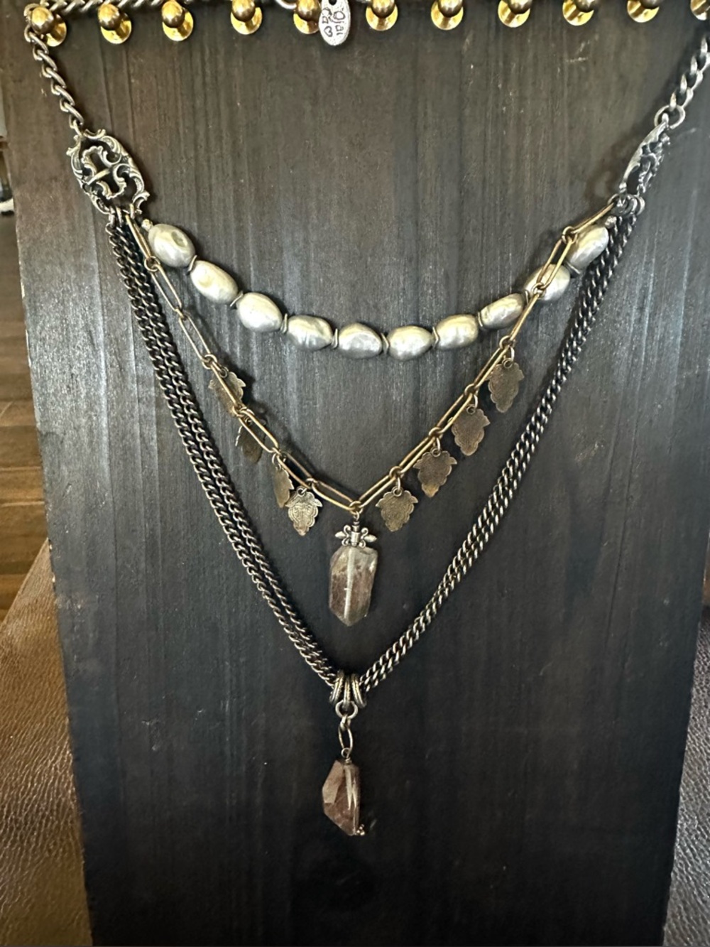 Love Heals Freshwater Pearl & Quartz necklace EUC